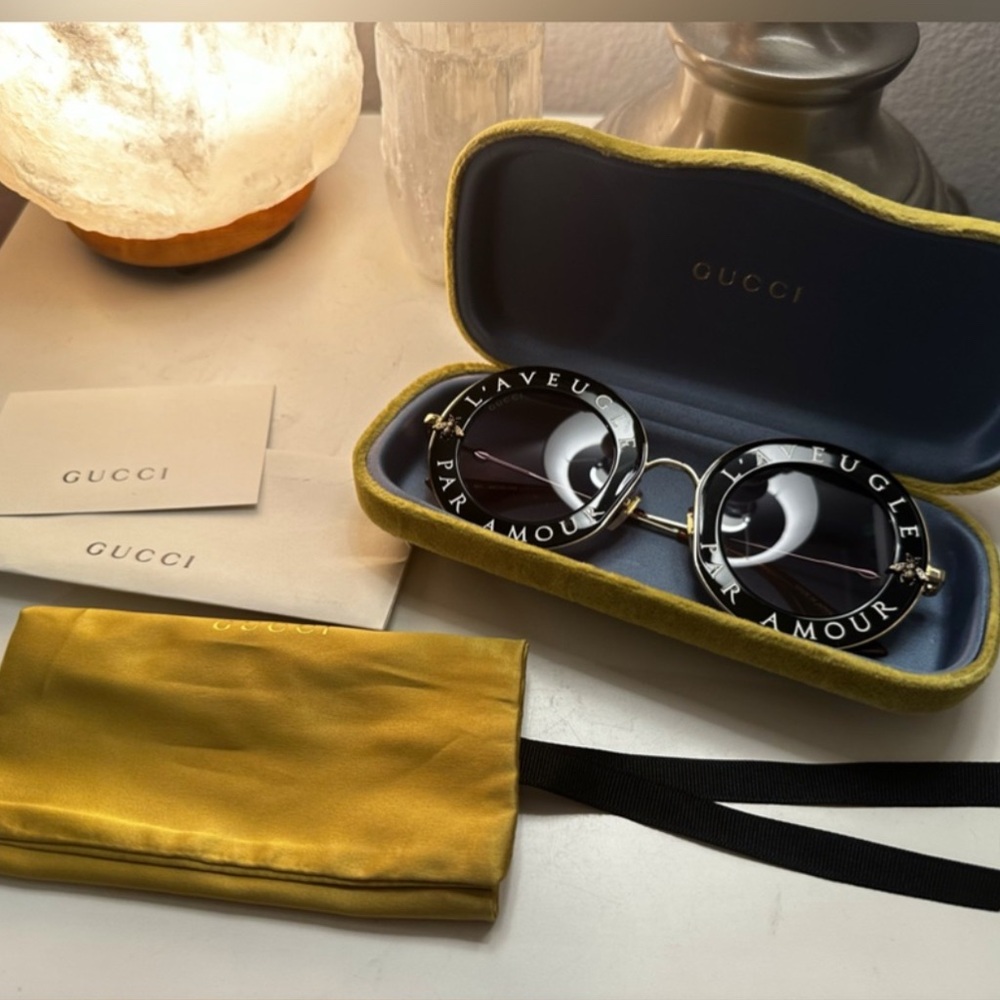 Gucci Black  blinded by love Sunglasses with Premium Case